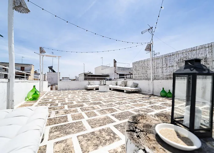 Salento Boutique B&B 산티시도로